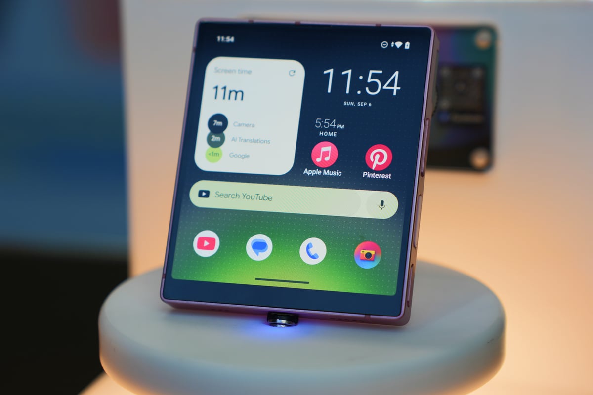 IFA 2026: iKKO MindOne Offers a New Take on Compact AI Phones